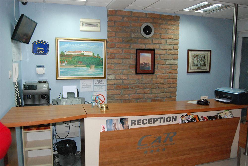 Car Royal Apartments And Rooms Novi Sad Room photo